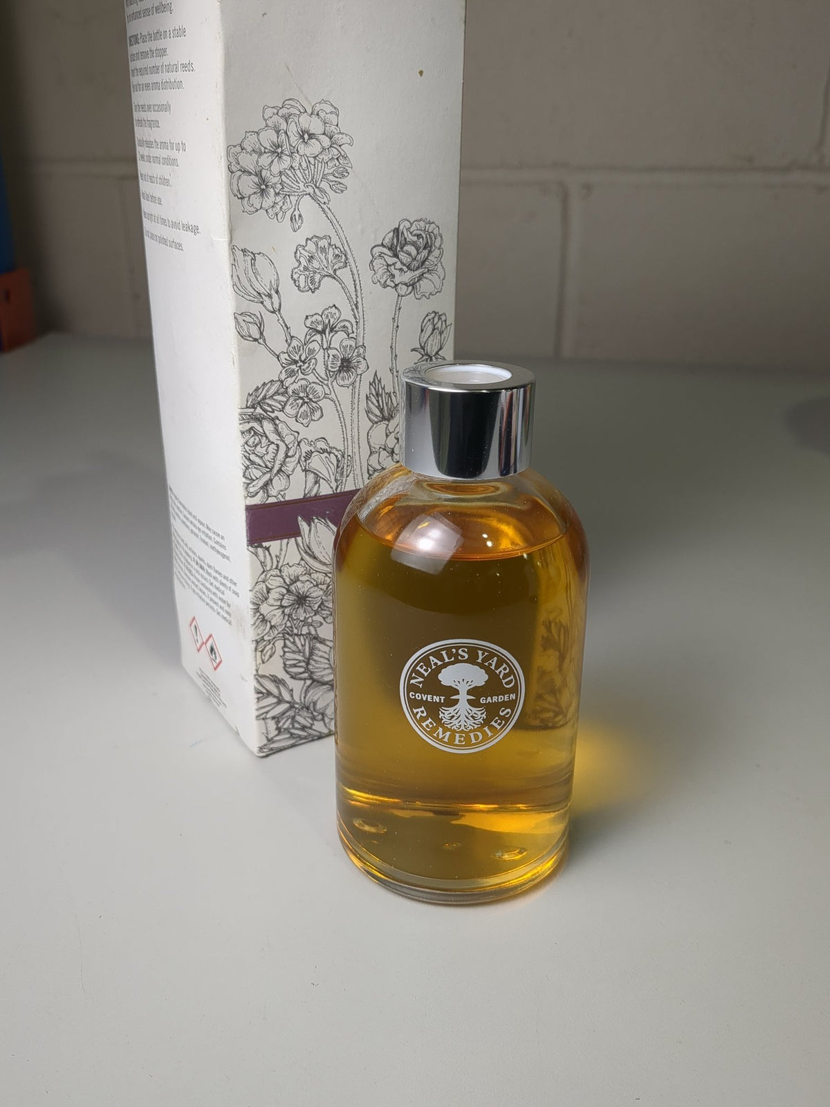Neal's Yard Remedies | Calming Reed Diffuser | 200ml