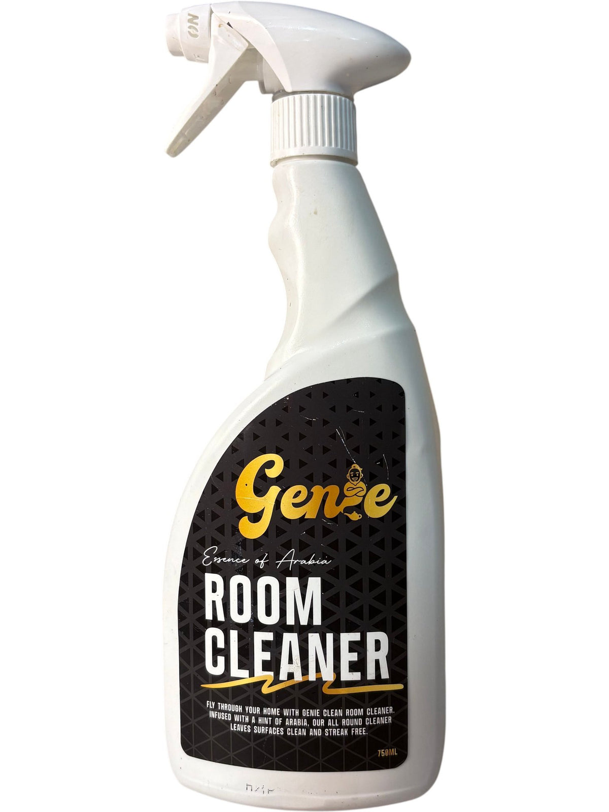 Genze Room Cleaner Essence of Arabia 750ml